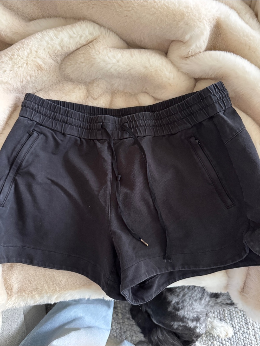CALIA by Carrie Underwood Black Drawstring Athletic Shorts with Zipper Pockets